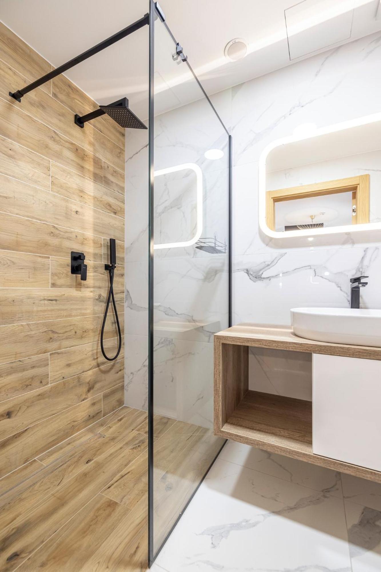 Rent Like Home - Apartamenty W Deo Plaza グダニスク エクステリア 写真